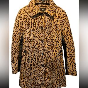 H&M RARE LEOPARD JACKET/COAT W/REMOVEABLE BELT SIZE 8 PRE-LOVED  GREAT CONDITON